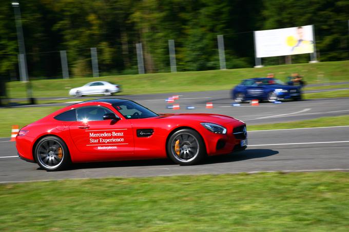 Mercedes-benz GT S AMG: V8, štirje litri, 650 njutonmetrov, 375 kilovatov, grmenje iz izpuha. | Foto: Vinko Kernc