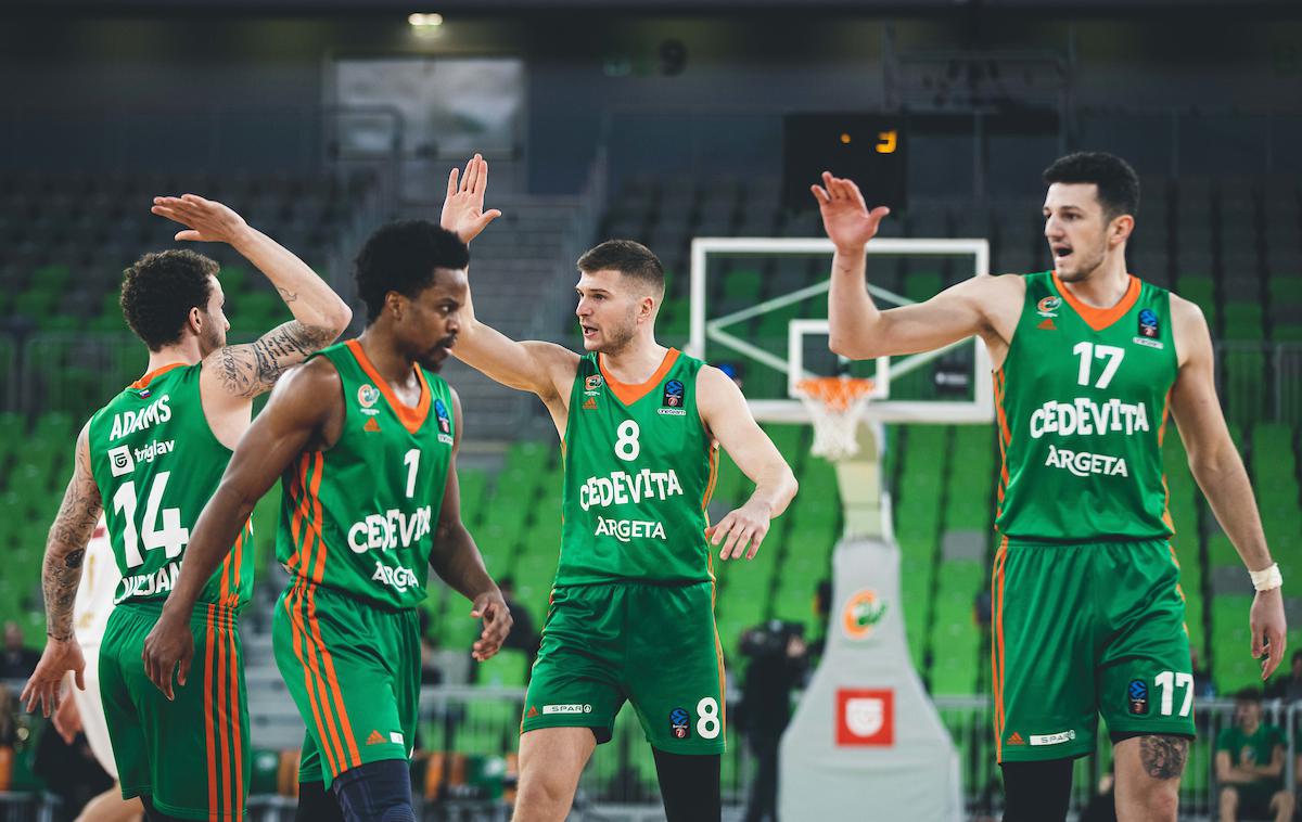 Cedevita Olimpija Umano Reyer Edo Murić Josh Adams | Cedevita Olimpija se je pomerila z beneško Umano Reyer. | Foto Grega Valančič/Sportida