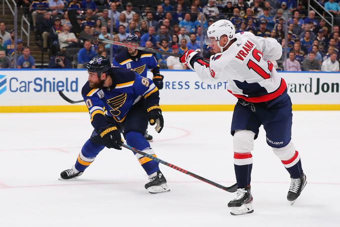 Jakub Vrana je zadel za zmago Washingtona s 3:2.  | Foto: Getty Images