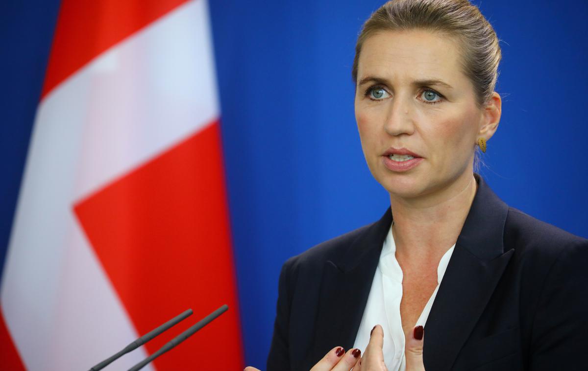 Mette Frederiksen | Danska premierka Mette Frederiksen zagovarja drastično zaostritev azilne politike. V danskem parlamentu je nedavno med drugim dejala, da se na Dansko ne sme priseljevati preveč ljudi. Preveč priseljencev po njenem mnenju ogroža dansko enotnost. | Foto Reuters