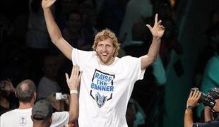 Nowitzki se bo družil z Obamo