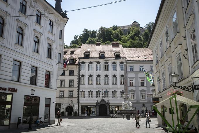 Pogosto so hotelske sobe zasedli tudi zasebniki, ki so si jih najeli tudi po več skupaj - tudi za pol leta ali še več. | Foto: Bojan Puhek