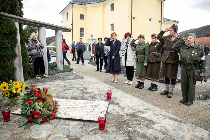 1. kongres Slovenske protifašistične ženske zveze se je pozneje preimenoval v Antifašistično fronto žensk (AFŽ). Odvijal se je 16., 17. in 18. oktobra 1943. | Foto: STA