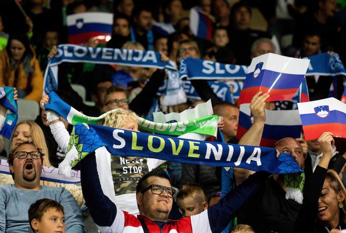 Stojanović se je zahvalil slovenskim navijačem za imenitno podporo na petkovi tekmi proti Poljski. V ponedeljek bodo prišli še bolj do izraza, saj Izraelcev v nasprotju s Poljaki ne bo spremljala tako velika skupina navijačev. | Foto: Vid Ponikvar