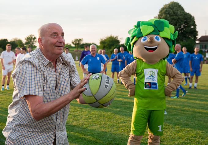 Leta 2013 je bil ambasador EuroBasketa v Sloveniji. | Foto: Vid Ponikvar