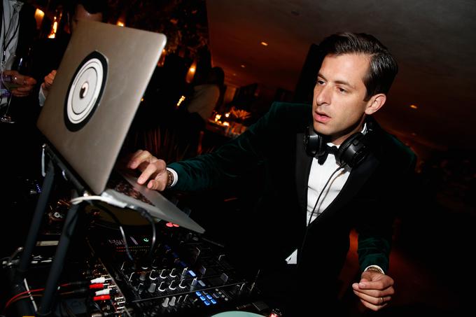 Didžej in producent Mark Ronson je konec 2014 "zakuhal" eno največjih uspešnic leta 2015, Uptown Funk z Brunom Marsom. | Foto: Getty Images