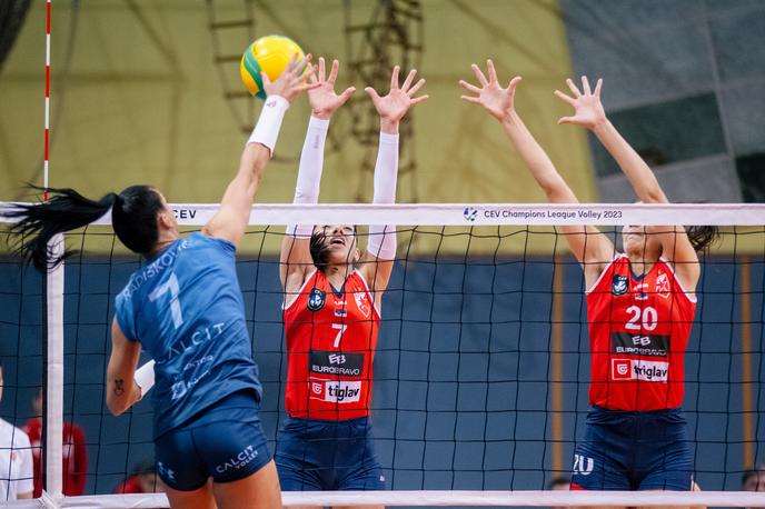 Calcit Volley | Kamničanke so obe tekmi izgubile z 1:3. | Foto Klemen Brumec