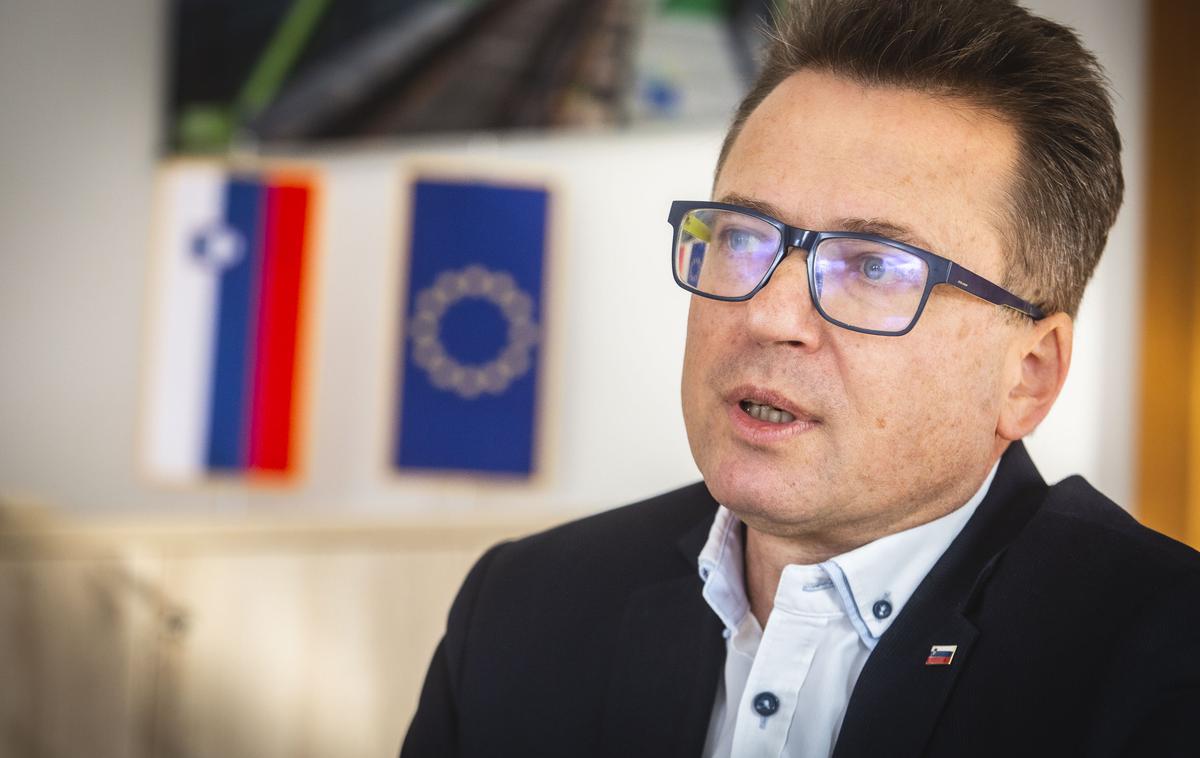 Zvonko Černač, minister brez resorja, pristojen za razvoj in EU kohezijsko politiko | Osnutek nacionalnega načrta za okrevanje nima več oznake interno. Na fotografiji kohezijski minister Zvonko Černač. | Foto Bojan Puhek