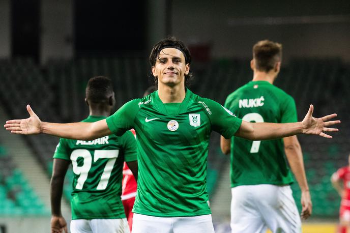 Olimpija Aluminij Almedin Ziljkić | Almedin Ziljkić in Mustafa Nukić, najboljša strelca zmajev v tej sezoni, danes ne bosta igrala v Mariboru. | Foto Grega Valančič/Sportida