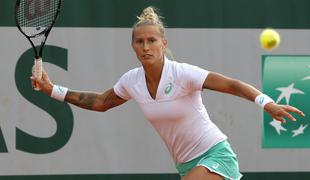 Polona Hercog pridobila eno mesto