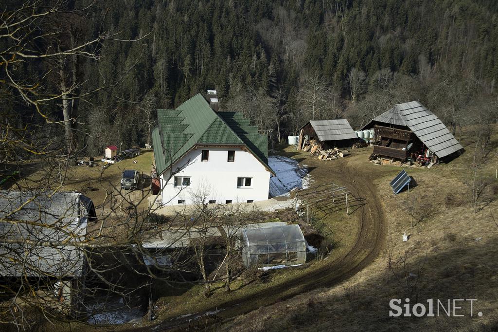 Ekološka kmetija Zvonik Tadej Pačnik Zulejka Javeršek ekokmetija