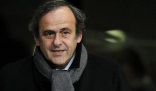 Platini proti kameram v golu, njegov favorit na EP Nemčija