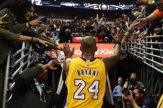 Kobe Bryant | Na spletni dražbi lahko kupite kar 86 predmetov, ki so pripadali pokojnemu Kobeju Bryantu, tudi šampionski prstan, ki ga je leta 2000 podaril svoji materi.  | Foto Getty Images