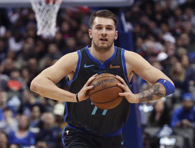 Dončić je odigral zadnjo tekmo pred spektaklom All Star v Charlottu, na katerem bo sodeloval na dveh dogodkih. Naslednja tekma v ligi NBA ga čaka šele v noči na prihodnji petek. | Foto: Reuters