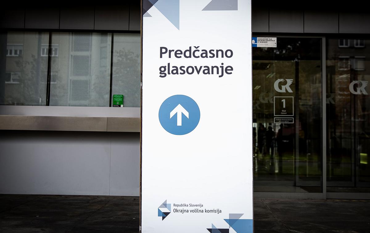 Predčasne volitve 2022 | Drugi dan se je predčasnega glasovanja udeležilo 1,87 odstotka vseh volilnih upravičencev.  | Foto Ana Kovač