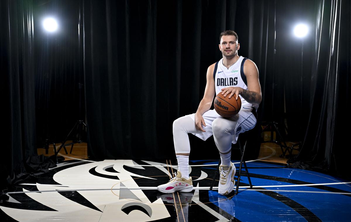 Luka Dončić | Luka Dončić na medijskem dnevu Dallasa. | Foto Reuters