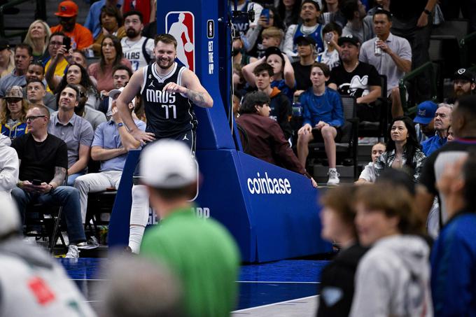 Luka Dončić je bil presenečen nad sodniško odločitvijo. | Foto: Guliverimage/Vladimir Fedorenko