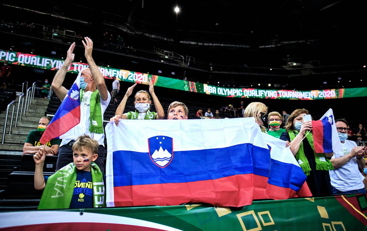 slovenski navijači košarka | Foto Hendrik Osula/FIBA