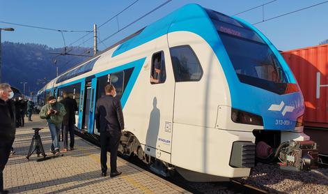 Kljub obsežni gradnji v Ljubljani in drugod ohranili največ možnih potniških vlakov #video