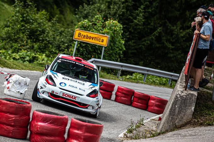 Matevž Čuden (renault clio) še vedno vodi v državnem prvenstvu. Pred Kogejem ima tri točke, pred Bubničem pa pet točk prednosti. | Foto: WRC Croatia