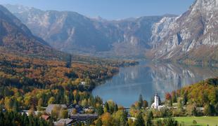 Manj turistov je septembra ustvarilo več prenočitev