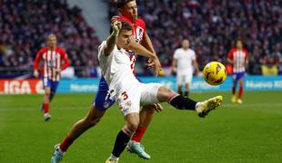 Oblak in Atleti na praznike z zmago in minus 7