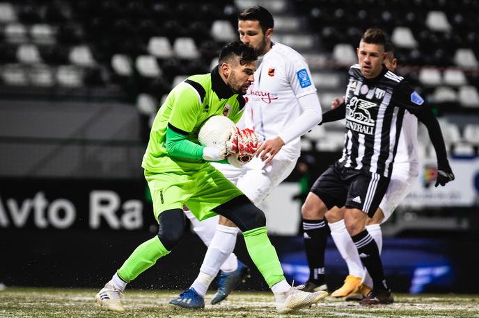 NŠ Mura NK Tabor Sežana | Tretjeuvrščena Mura je z remijem proti Taboru povišala zaostanek za vodilnima Mariborom in Olimpijo. | Foto Blaž Weindorfer/Sportida