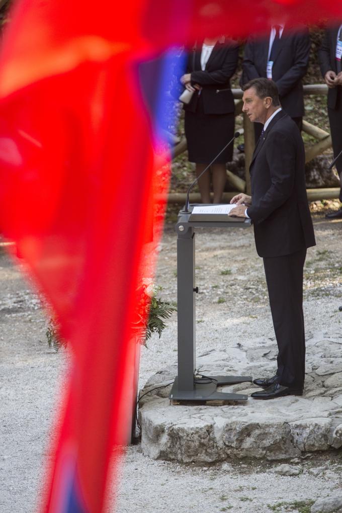 "Iracionalnost novih oblik nasilja je nekaj novega in morda je to od vsega najbolj skrb vzbujajoče, a ne bomo se vdali," je povedal Borut Pahor. | Foto: Matej Leskovšek