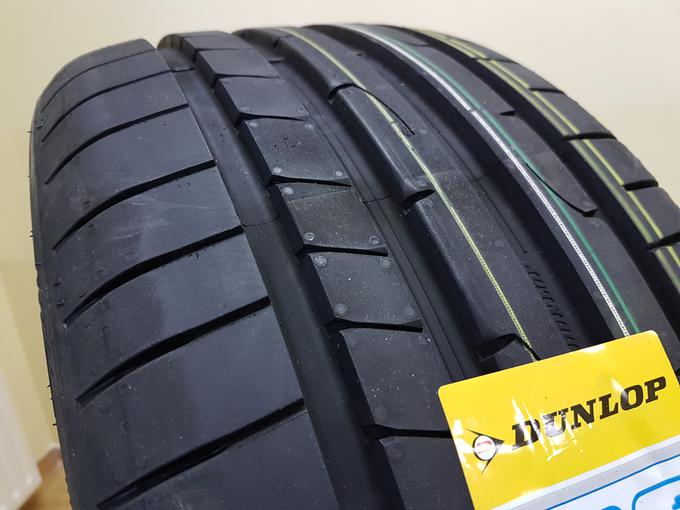 Dunlop sport maxx 235/35 R19 (91)Y | Foto: Jure Gregorčič