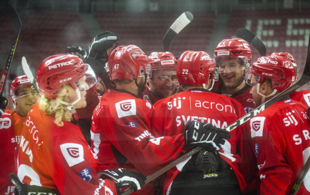 jes | Hokejisti Jesenic so zmagali na derbiju. | Foto HDD Sij Acroni Jesenice