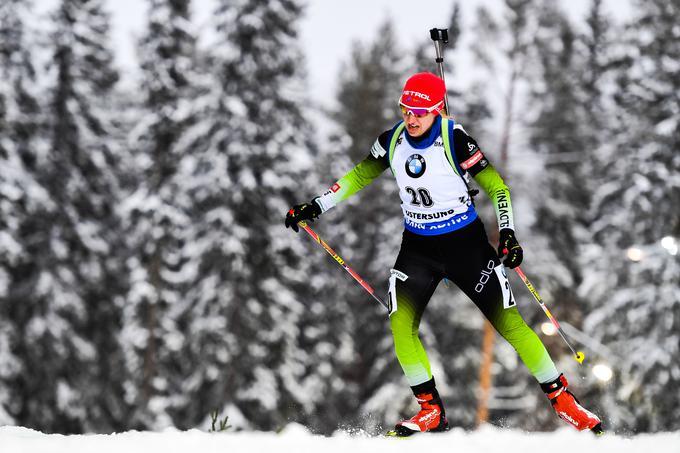 Mladinki Poloni Klemenčič se je spet zalomilo na strelišču, skupaj je moarala kar štirikrat v kazenski krog, trikrat že po prvem streljanju. | Foto: Reuters