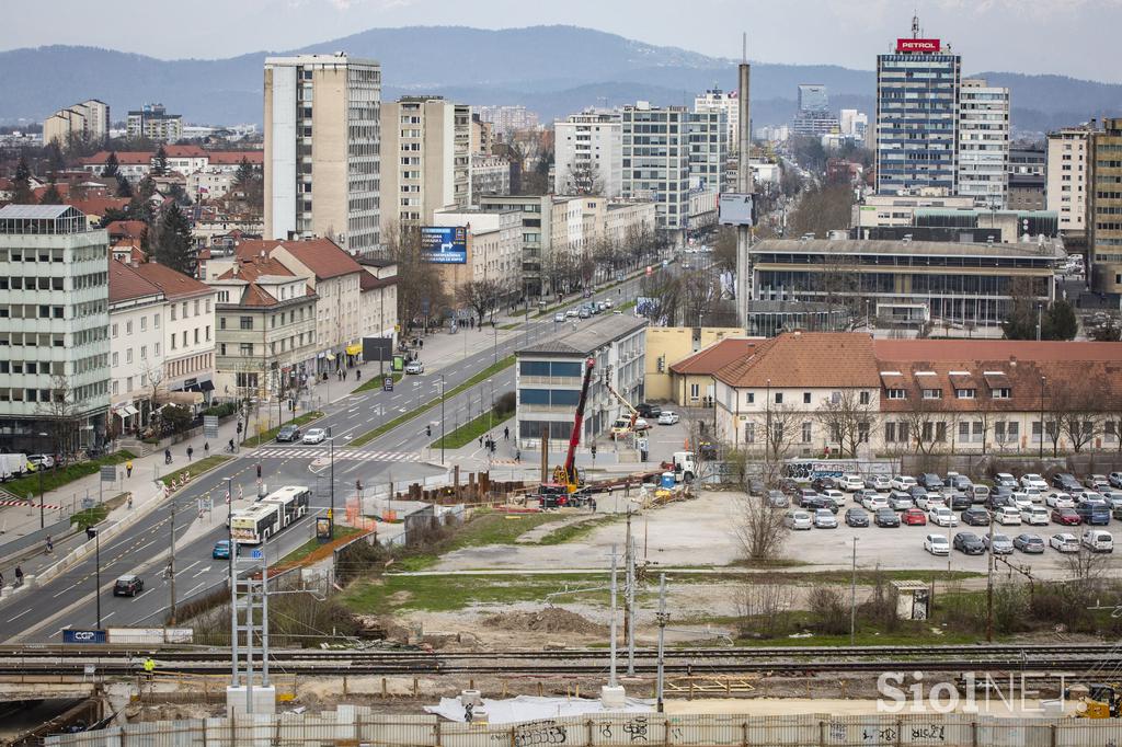 Emonika v Ljubljani, začenja se gradnja.