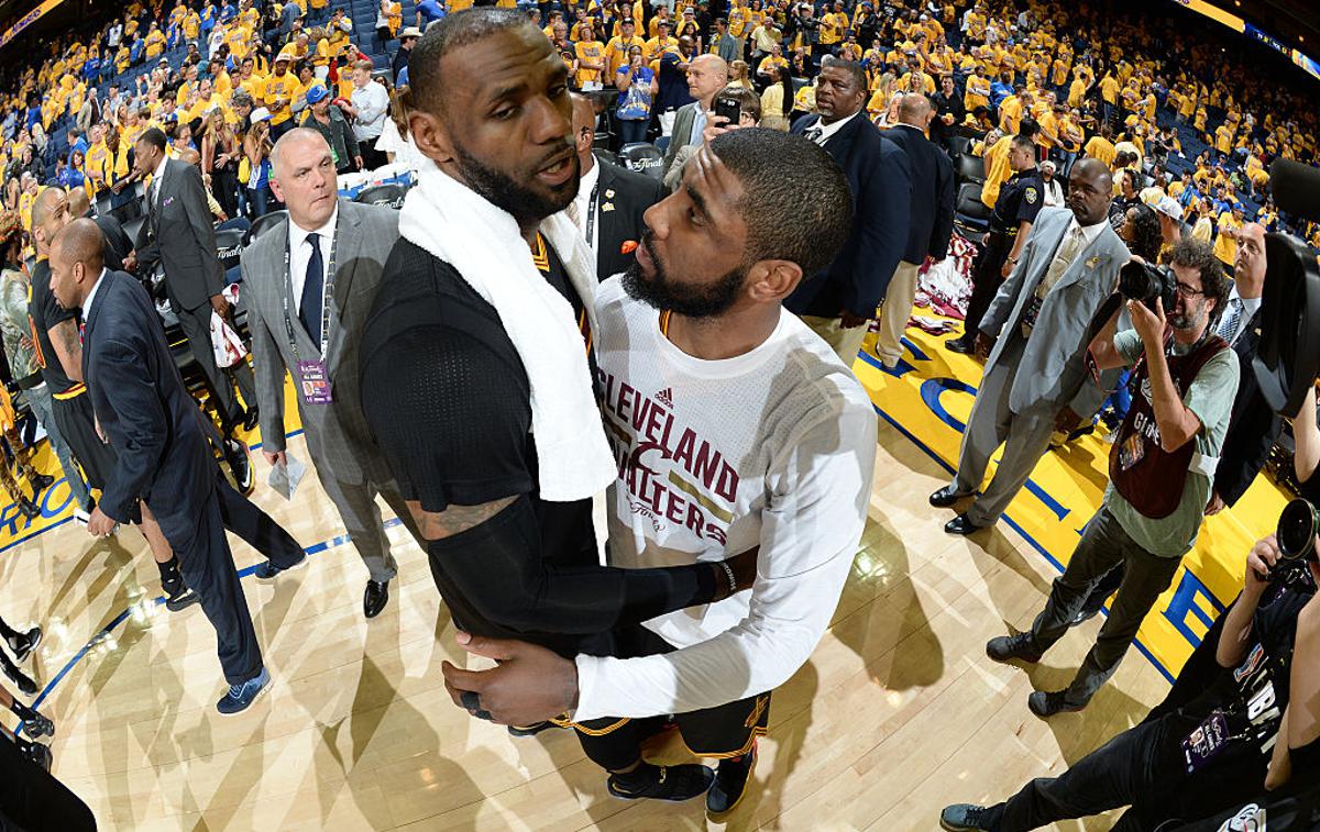 LeBron James in Kyrie Irving | Foto Guliver/Getty Images