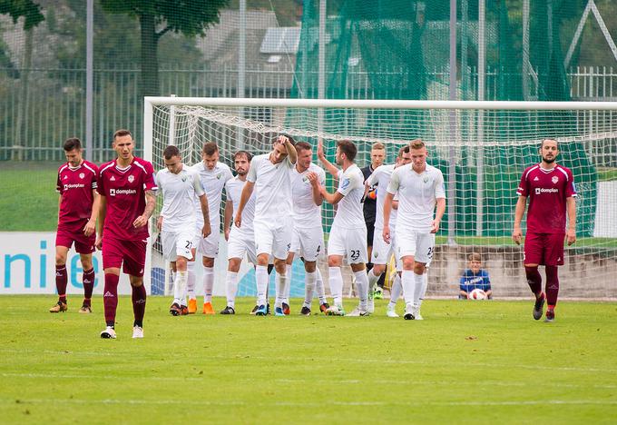 Velenjčani so se po petih porazih v nizu v vseh tekmovanjih v Kranju le dočakali zmago. | Foto: Žiga Zupan/Sportida