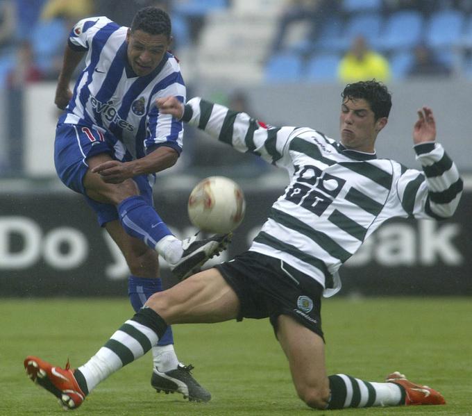 Cristiano Ronaldo je Sporting zapustil pri 18. letih in se nato odpravil na Otok k Manchester Unitedu (2003). | Foto: Guliverimage