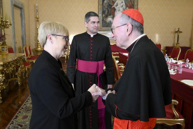 Predsednica Nataša Pirc Musar in državni tajnik Svetega sedeža, kardinal Pietro Parolin. | Foto: Vatican Media