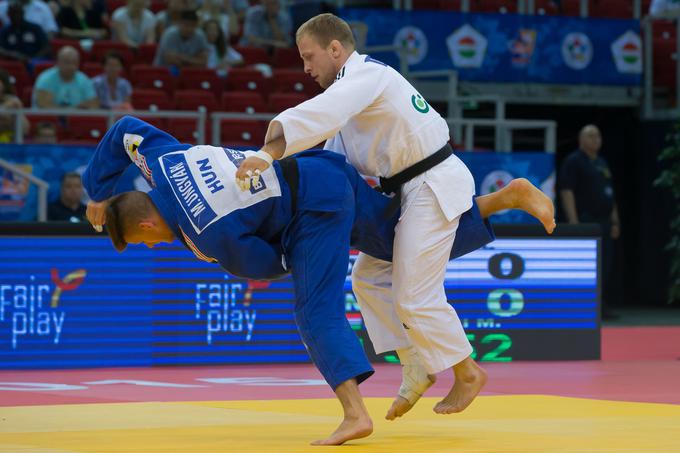 "Bil sem presenečen, ko je sodnik pokazal zmagovalca. Sicer pa sem zadovoljen z medaljo, saj se s trenerjem na to tekmo nisva posebej pripravljala," je po osvojeni bronasti medalji povedal Rok Drakšič. | Foto: Sportida