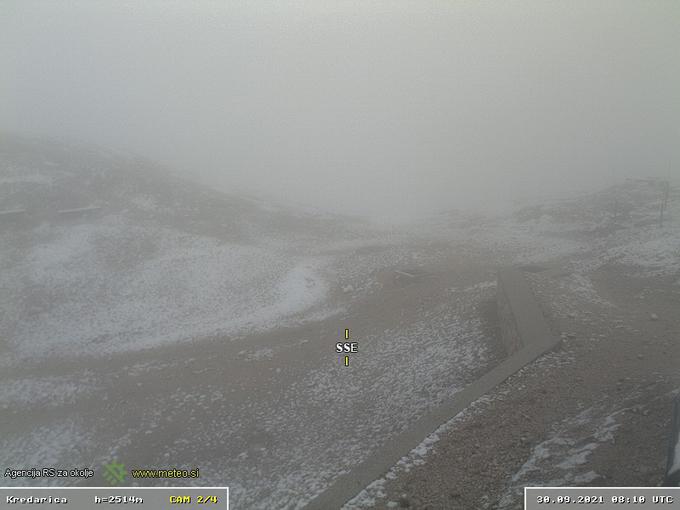 Kredarica danes zjutraj: petcentimetrska nova snežna odeja | Foto: ARSO/meteo.si