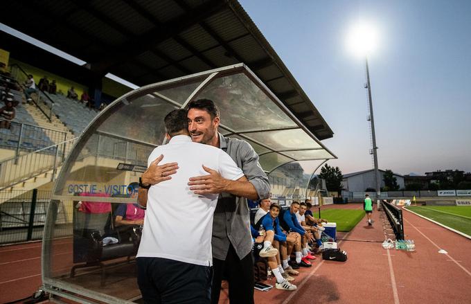 Španec Riera je v nedeljo v Domžalah premagal Dušana Kosića, danes pa želi prekrižati načrte nekdanjemu soigralcu, zvezdniku irskega nogometa Robbieju Keanu. | Foto: Nik Moder/Sportida