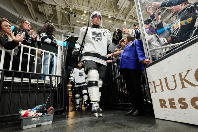 Anže Kopitar Los Angeles Kings | Anže Kopitar je na tekmi proti Vancouver Canucks podal za dva gola Los Angeles Kings. | Foto Reuters