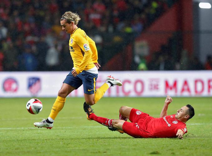 Najboljši strelec Atletica Antoine Griezmann si v prvem polčasu ni priigral resnejše priložnosti za zadetek. | Foto: Reuters