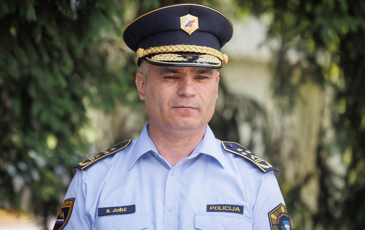 v. d. generalnega direktorja policije Senad Jušić | Jušićevo imenovanje na čelo policije ni presenečenje, saj je ves čas veljal za favorita ministra za notranje zadeve Boštjana Poklukarja, ki je Jušića za prvega med policisti postavil nekaj dni po nastopu ministrske funkcije. | Foto STA/Nebojša Tejić