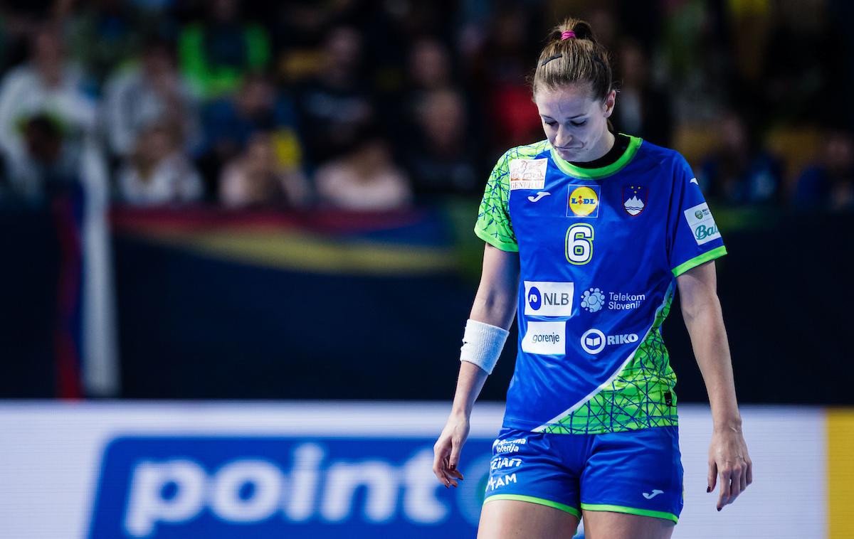 EHF Euro22: Slovenija - Švedska, slovenska ženska rokometna reprezentanca Ana Gros | Györ slovenske kapetanke Ane Gros bo v polfinalu lige prvakinj igral z branilkami naslova. | Foto Grega Valančič/Sportida