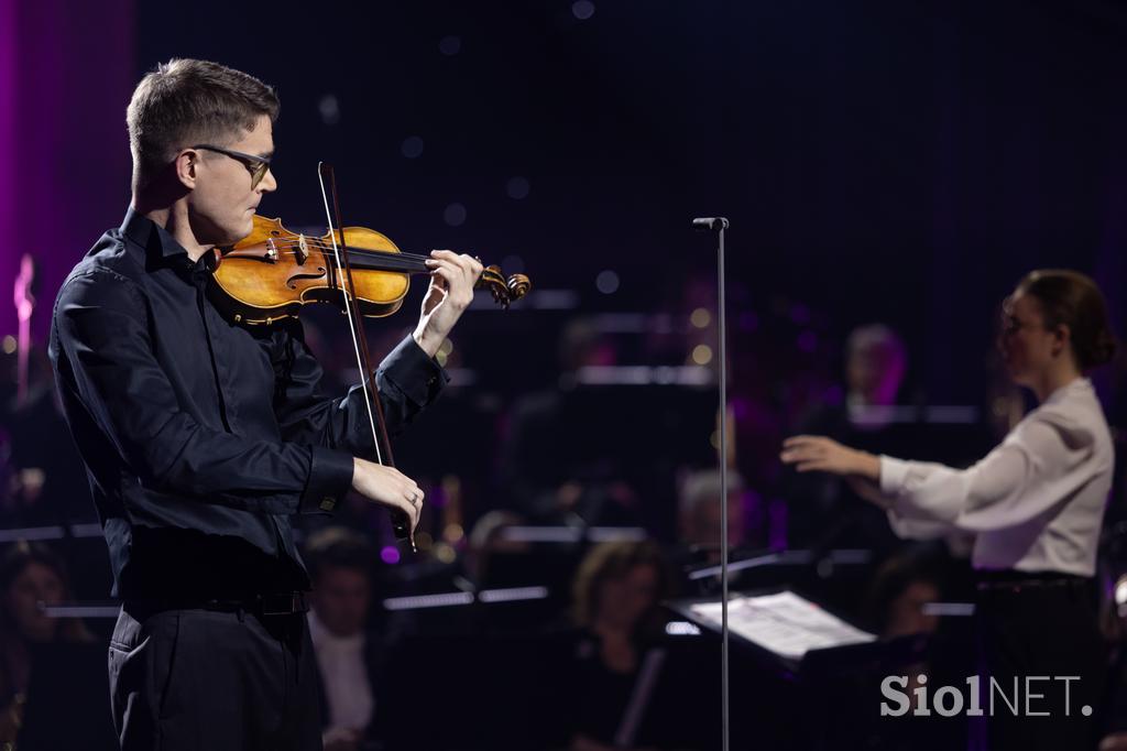 Miklavžev koncert, RTV