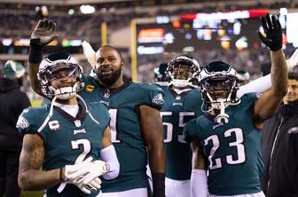 Eagles gladko, Kansas City med štiri s poškodovanim Mahomesom