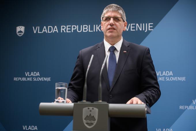 Na ministrstvu, ki ga vodi Boštjan Poklukar, poudarjajo, da je poročilo o sistemskem nadzoru NPU v zaključni fazi. | Foto: STA ,