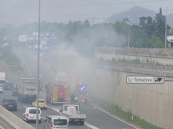 Goreče vozilo | Foto: Bralka