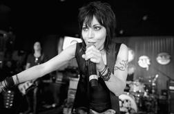 Kurta Cobaina bo morda zamenjala Joan Jett