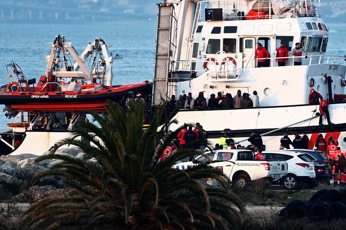 Prebežniki | Ladja španske nevladne organizacije Proactiva Open Arms v Algecirasu v Španiji. | Foto Reuters