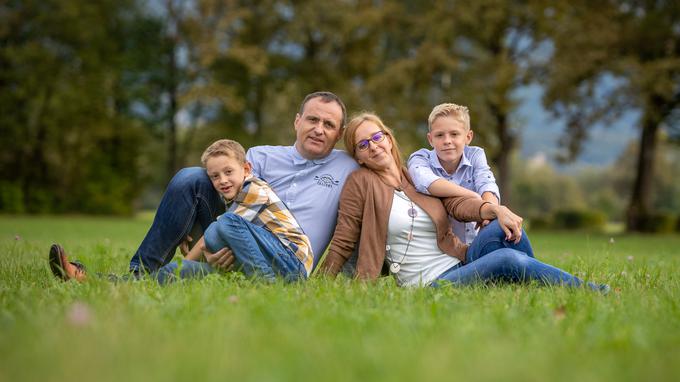 "Ko prehodiš tako pot, se v globini duše zaveš, kakšen čudež je rojstvo. Še toliko truda, še toliko časa, še toliko solz … Zagotovo je bilo vredno!" | Foto: Osebni arhiv